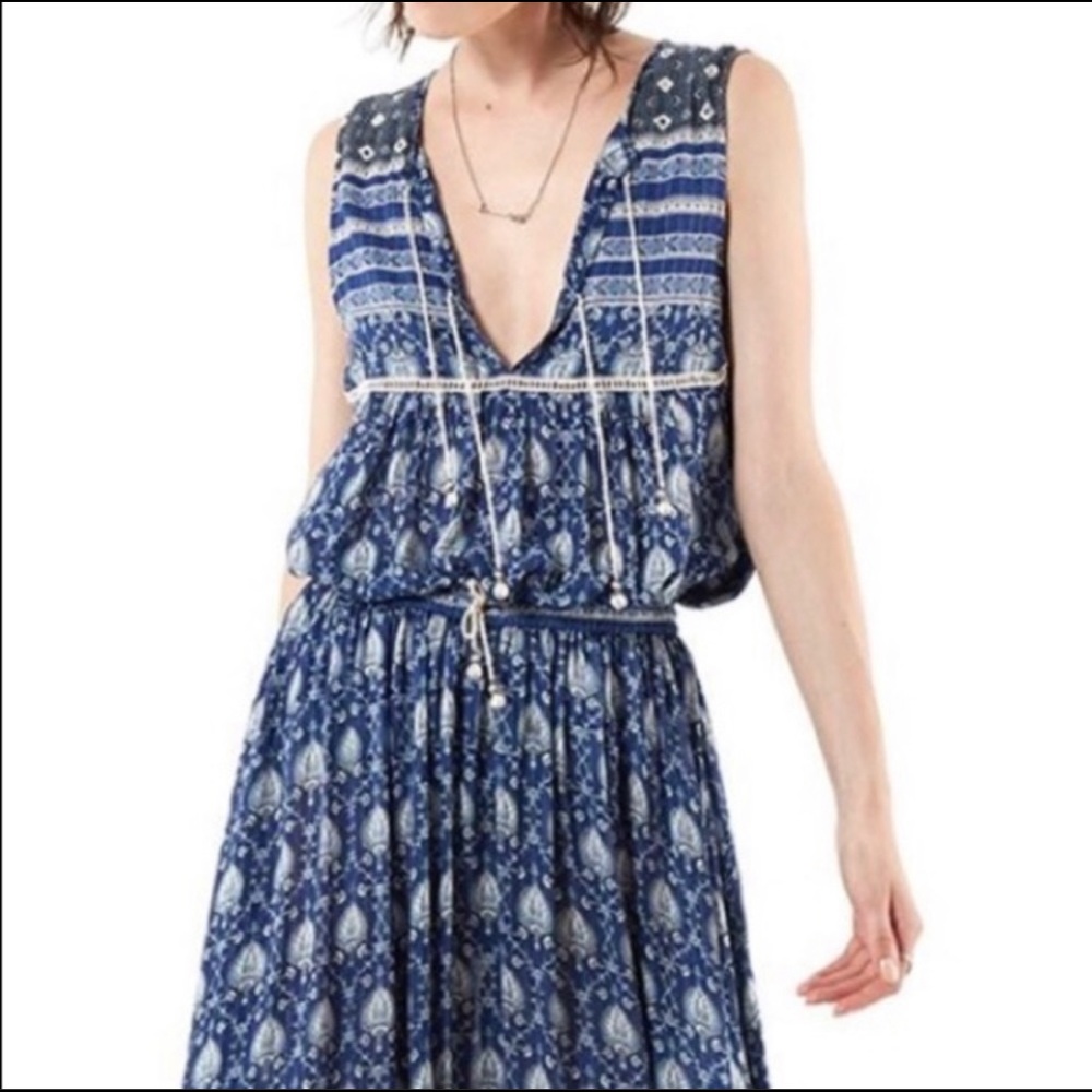ISO Spell Oracle sleeveless blouse Indigo XS